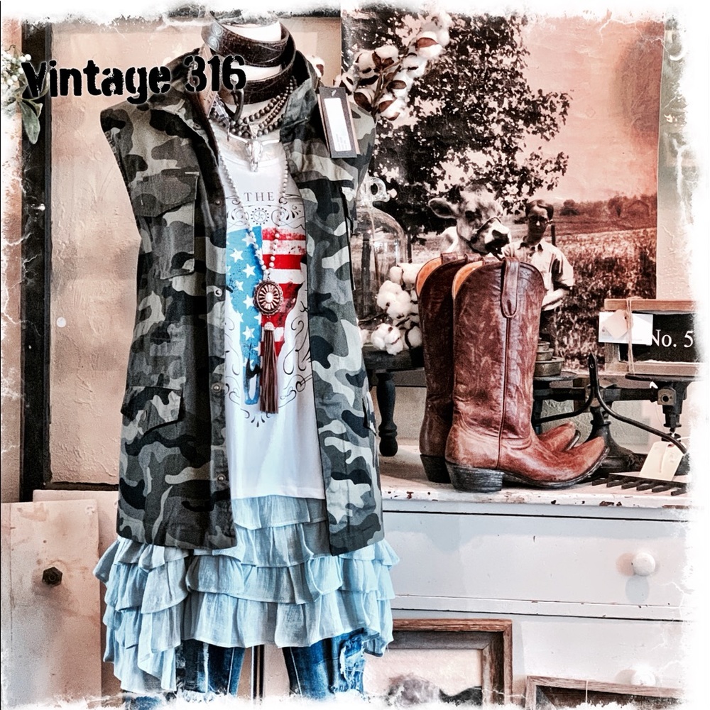 America Tank - White